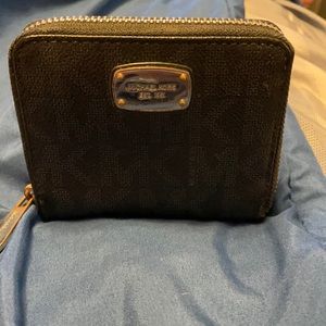 Michael kors wallet